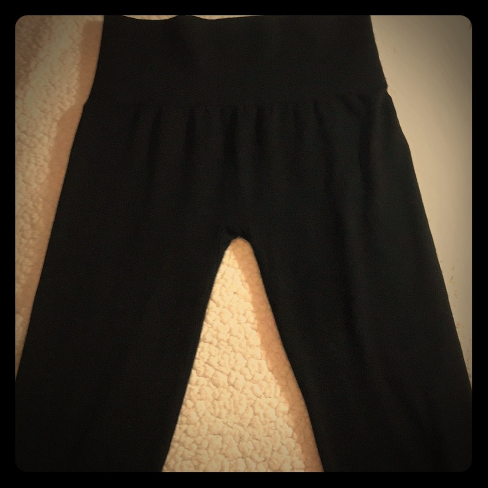 Black capri under clothing leggings